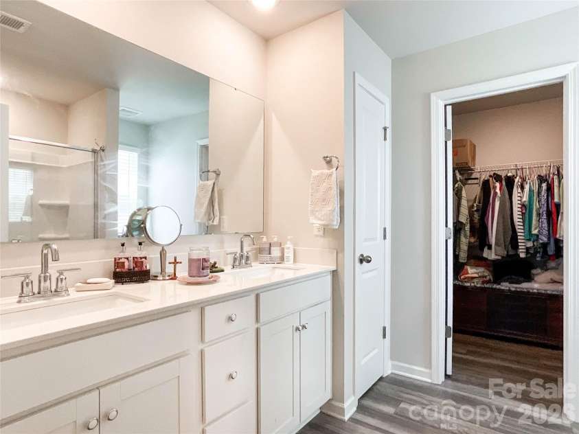 1177 Blackburn Circle, Edgemoor, SC 29714.  MLS# CAR4415574, YatesRealty ID 45439. 