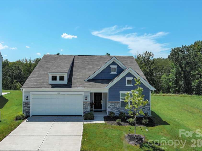 1177 Blackburn Circle, Edgemoor, SC 29714.  MLS# CAR4415574, YatesRealty ID 45439. 