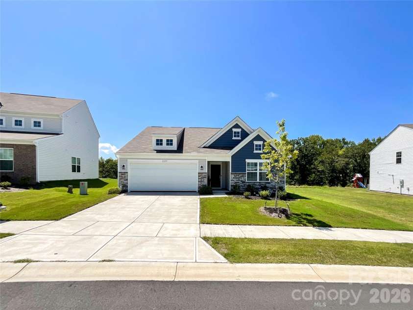 1177 Blackburn Circle, Edgemoor, SC 29714.  MLS# CAR4415574, YatesRealty ID 45439. 