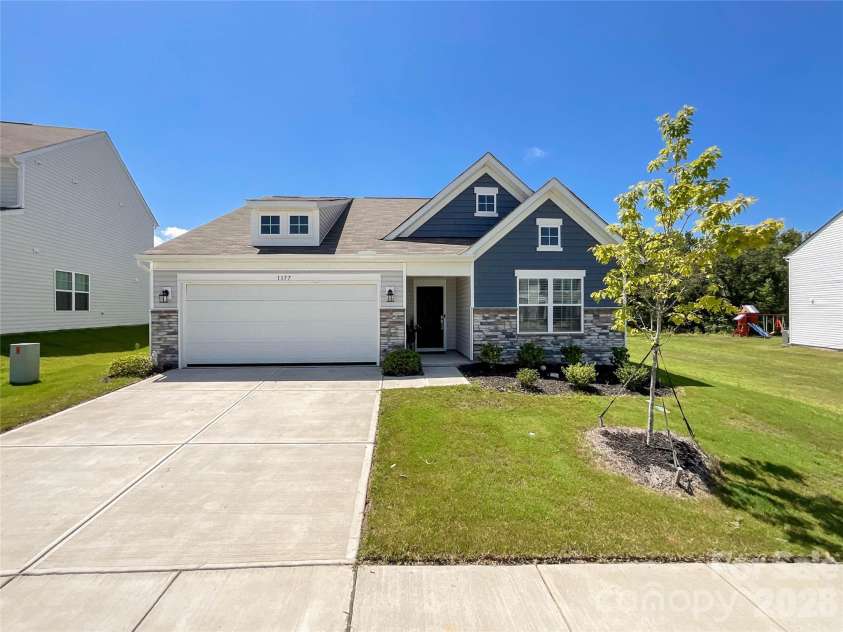 1177 Blackburn Circle, Edgemoor, SC 29714.  MLS# CAR4415574, YatesRealty ID 45439. 