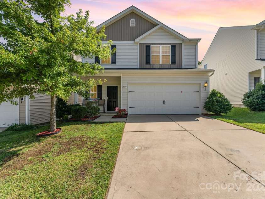 4710 Opus Lane, Charlotte, NC 28214.  MLS# CAR4327724, YatesRealty ID 4544. 