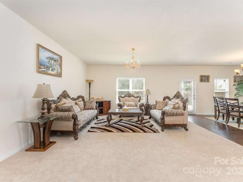 4710 Opus Lane, Charlotte, NC 28214.  MLS# CAR4327724, YatesRealty ID 4544. 