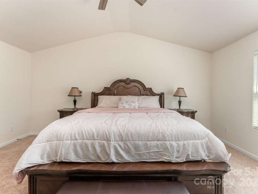 4710 Opus Lane, Charlotte, NC 28214.  MLS# CAR4327724, YatesRealty ID 4544. 