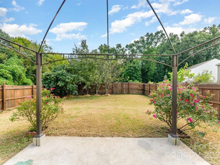 4710 Opus Lane, Charlotte, NC 28214.  MLS# CAR4327724, YatesRealty ID 4544. 