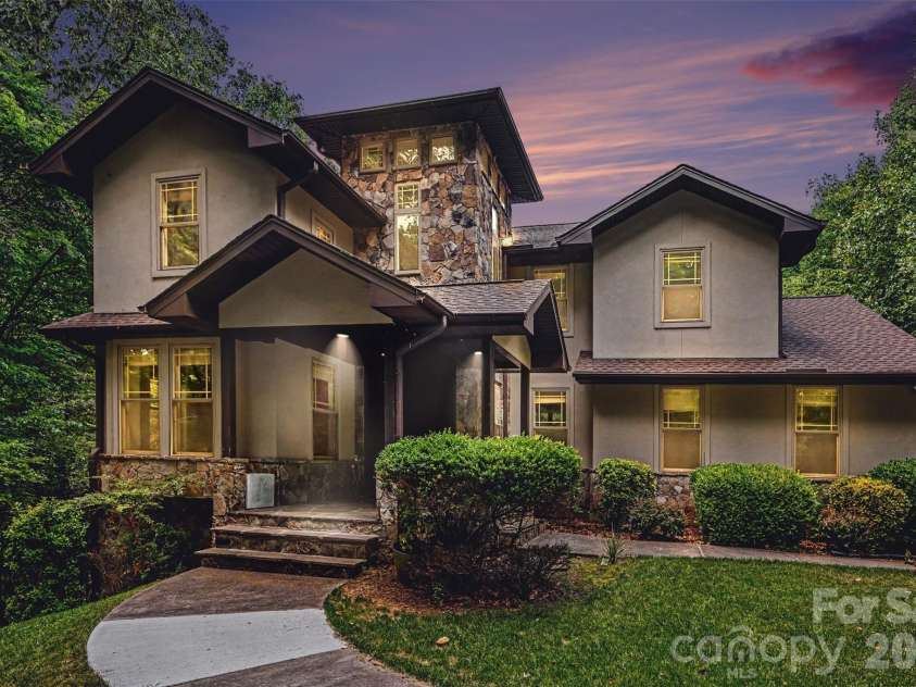 4824 Pimlico Lane, Waxhaw, NC 28173.  MLS# CAR4415267, YatesRealty ID 45440. 