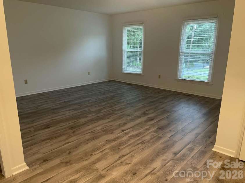174 New Market Road, Tryon, NC 28782.  MLS# CAR4416480, YatesRealty ID 45441. 