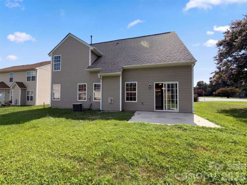9244 Simonton Drive, Charlotte, NC 28269.  MLS# CAR4416486, YatesRealty ID 45443. 