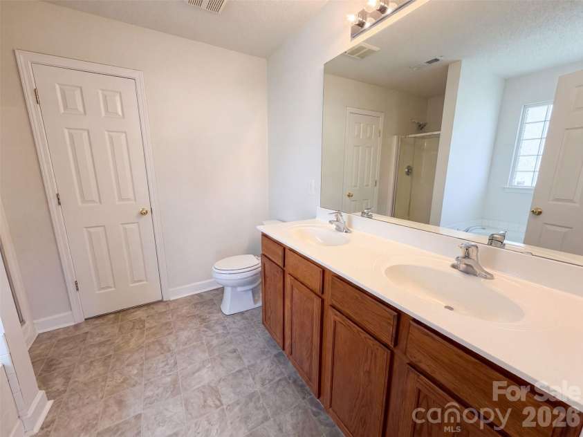9244 Simonton Drive, Charlotte, NC 28269.  MLS# CAR4416486, YatesRealty ID 45443. 
