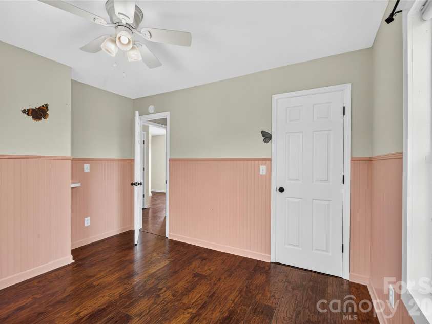 10724 Kingsview Drive, Davidson, NC 28036.  MLS# CAR4409874, YatesRealty ID 45444. Bedroom 3 on second level.