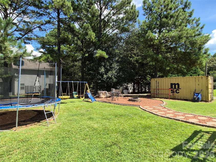 1637 Riverview Road, Lincolnton, NC 28092.  MLS# CAR4416118, YatesRealty ID 45448. 