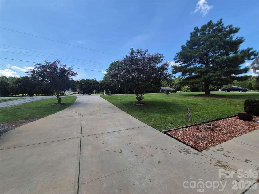 1637 Riverview Road, Lincolnton, NC 28092.  MLS# CAR4416118, YatesRealty ID 45448. 