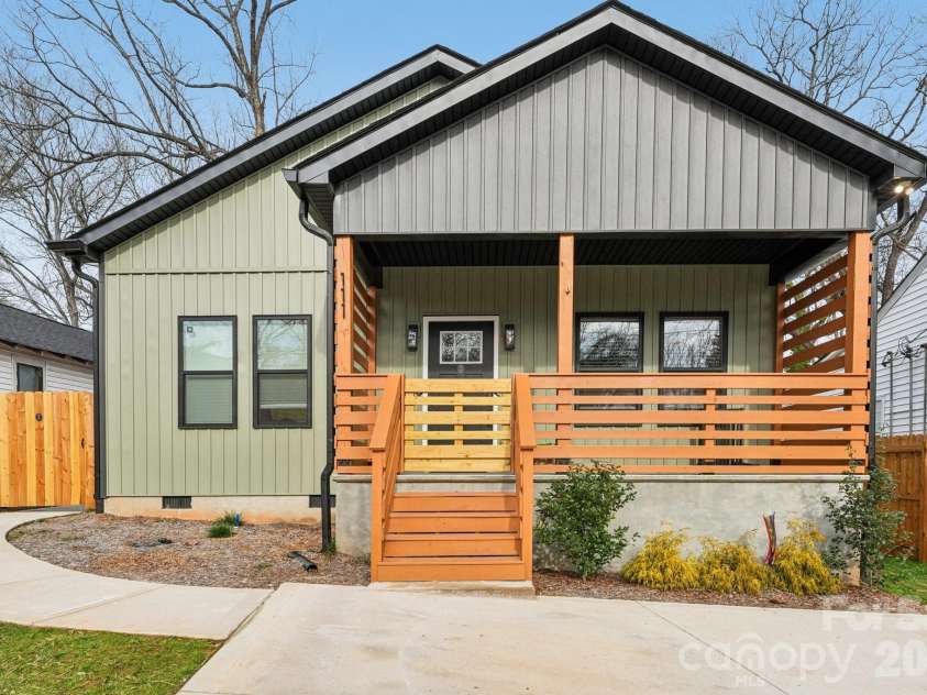 111 Crowell Drive, Concord, NC 28025.  MLS# CAR4343725, YatesRealty ID 4545. 