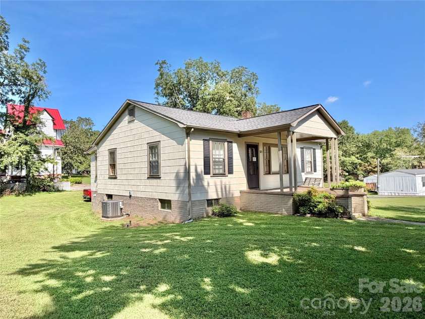 371 Sulphur Springs Road, Hiddenite, NC 28636.  MLS# CAR4415314, YatesRealty ID 45451. 