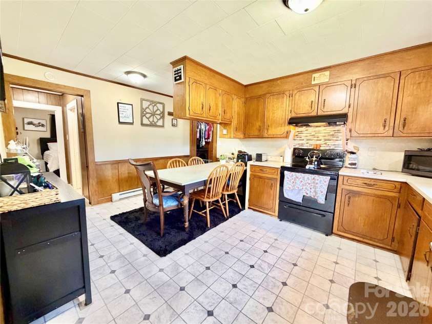 371 Sulphur Springs Road, Hiddenite, NC 28636.  MLS# CAR4415314, YatesRealty ID 45451. 