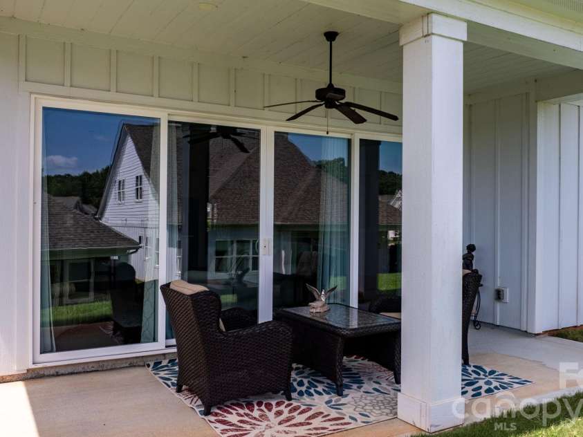 4526 Stellata Loop, Sherrills Ford, NC 28673.  MLS# CAR4415939, YatesRealty ID 45452. 