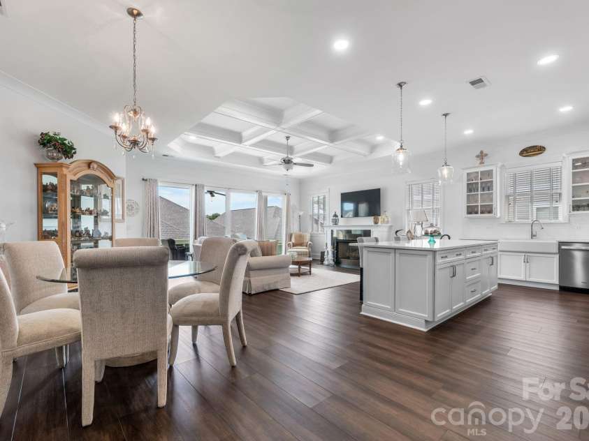4526 Stellata Loop, Sherrills Ford, NC 28673.  MLS# CAR4415939, YatesRealty ID 45452. 