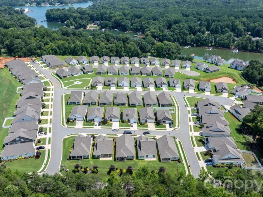 4526 Stellata Loop, Sherrills Ford, NC 28673.  MLS# CAR4415939, YatesRealty ID 45452. 