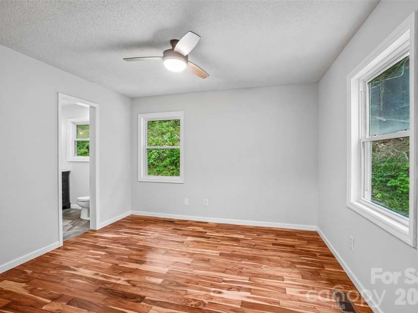 19 Jupiter Heights, Weaverville, NC 28787.  MLS# CAR4416509, YatesRealty ID 45455. 