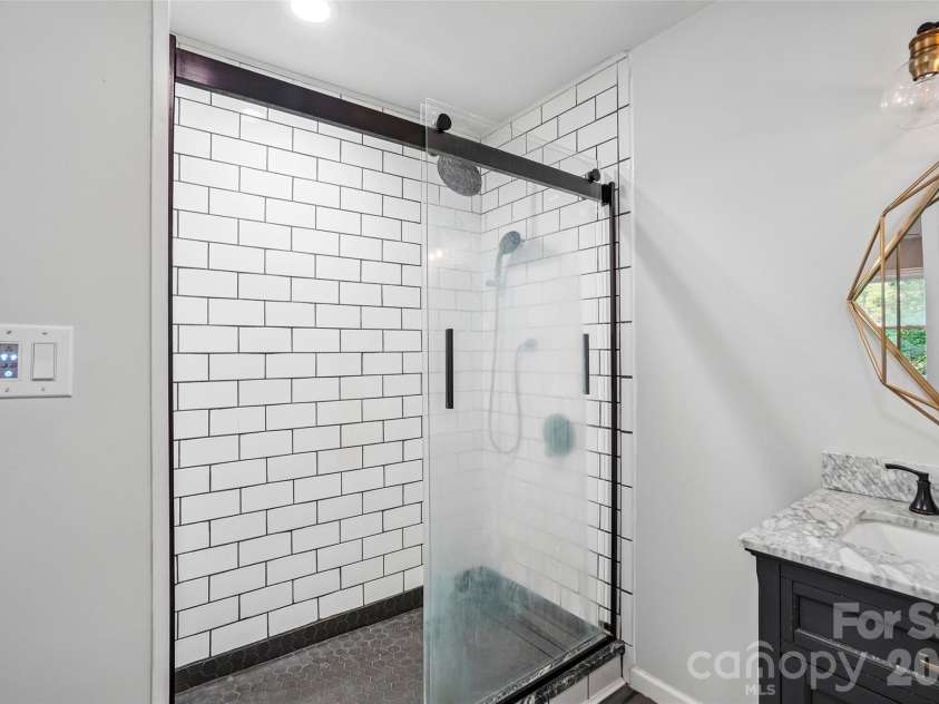 19 Jupiter Heights, Weaverville, NC 28787.  MLS# CAR4416509, YatesRealty ID 45455. 