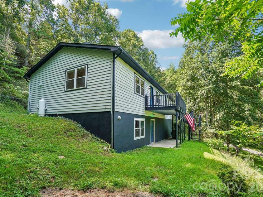 19 Jupiter Heights, Weaverville, NC 28787.  MLS# CAR4416509, YatesRealty ID 45455. 