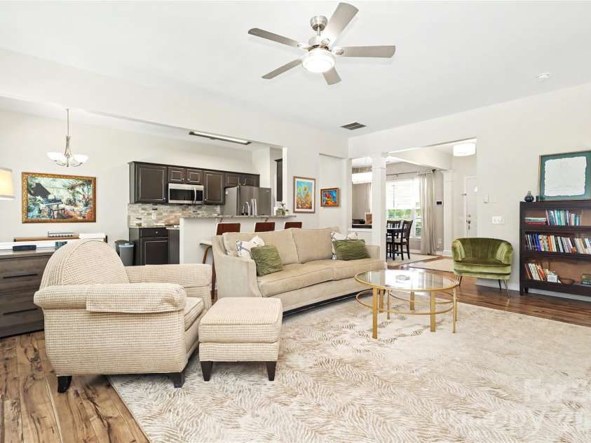 15117 Northsprings Drive, Charlotte, NC 28277.  MLS# CAR4415243, YatesRealty ID 45456. 