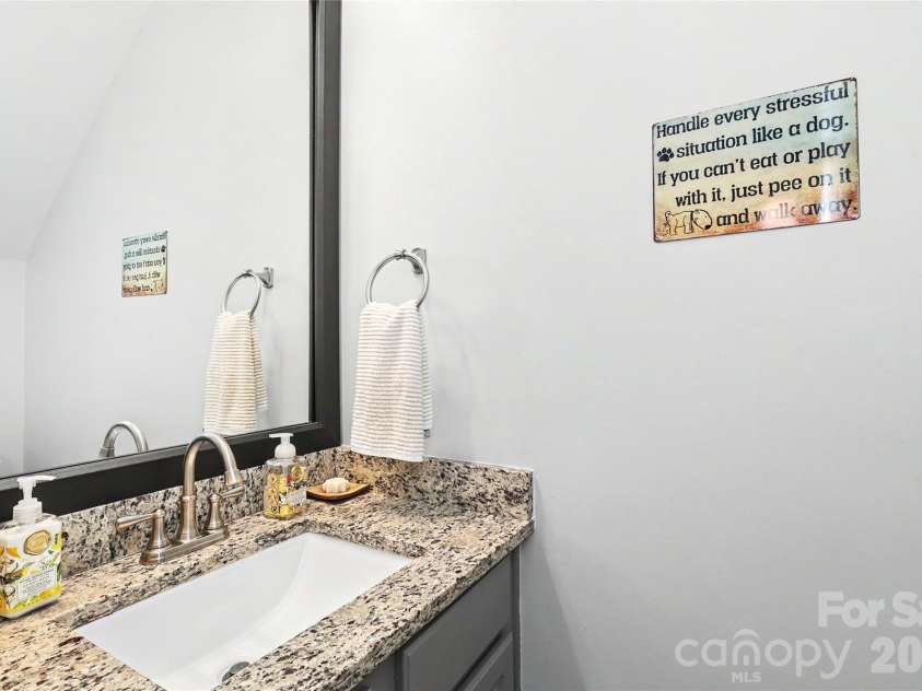 15117 Northsprings Drive, Charlotte, NC 28277.  MLS# CAR4415243, YatesRealty ID 45456. 
