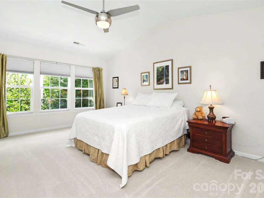 15117 Northsprings Drive, Charlotte, NC 28277.  MLS# CAR4415243, YatesRealty ID 45456. 