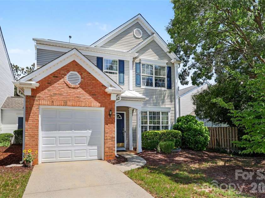 15117 Northsprings Drive, Charlotte, NC 28277.  MLS# CAR4415243, YatesRealty ID 45456. 