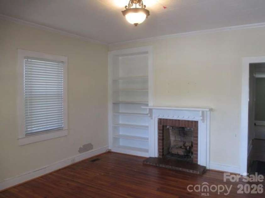 580 High Street, Cramerton, NC 28032.  MLS# CAR4415772, YatesRealty ID 45457. 