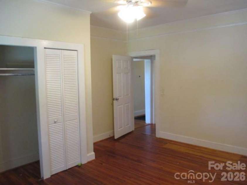 580 High Street, Cramerton, NC 28032.  MLS# CAR4415772, YatesRealty ID 45457. 