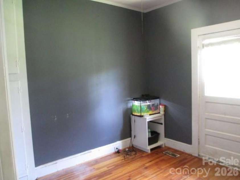 580 High Street, Cramerton, NC 28032.  MLS# CAR4415772, YatesRealty ID 45457. 
