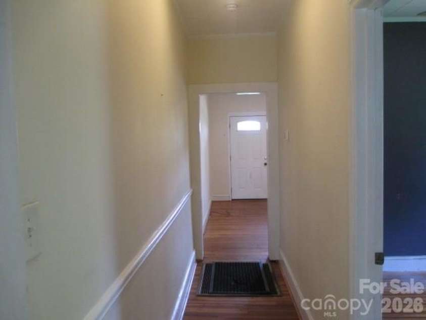 580 High Street, Cramerton, NC 28032.  MLS# CAR4415772, YatesRealty ID 45457. 