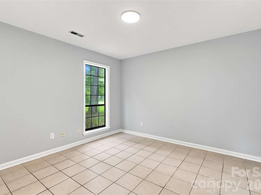 5810 Ness Court, Charlotte, NC 28208.  MLS# CAR4415634, YatesRealty ID 45458. Bedroom