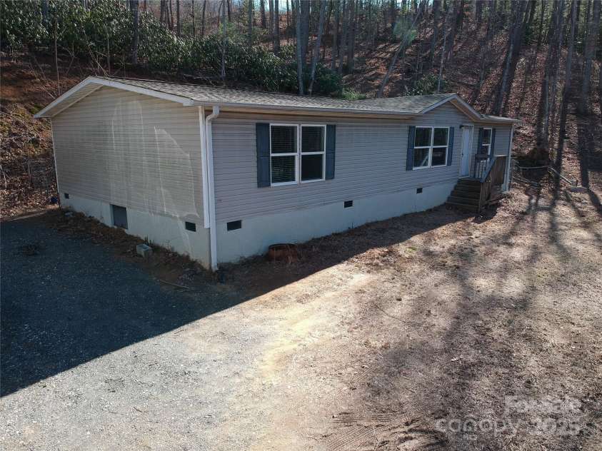 46 Slick Rock Road, Leicester, NC 28748.  MLS# CAR4220143, YatesRealty ID 4546. 