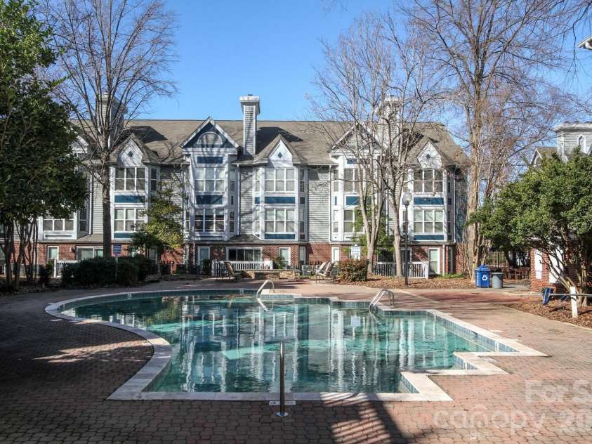 525 Graham Street, Charlotte, NC 28202.  MLS# CAR4341824, YatesRealty ID 4546. 