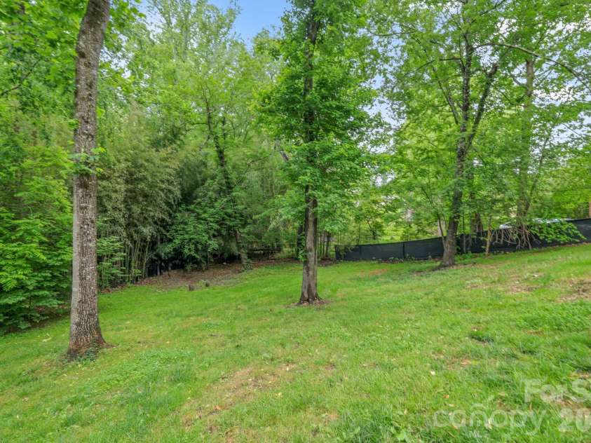 98 Pensacola Avenue, Arden, NC 28704.  MLS# CAR4377061, YatesRealty ID 45460. 