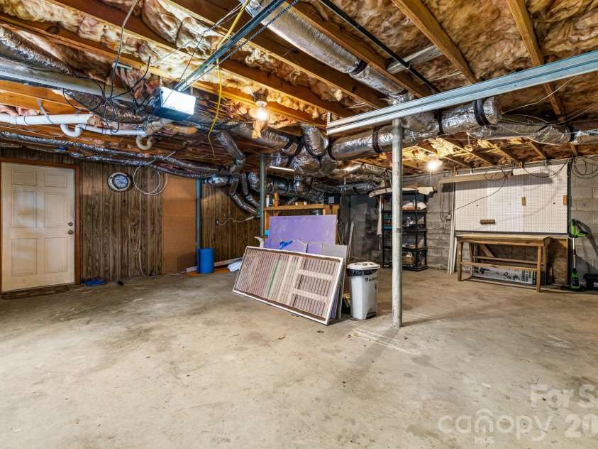 98 Pensacola Avenue, Arden, NC 28704.  MLS# CAR4377061, YatesRealty ID 45460. Garage/Work Shop
