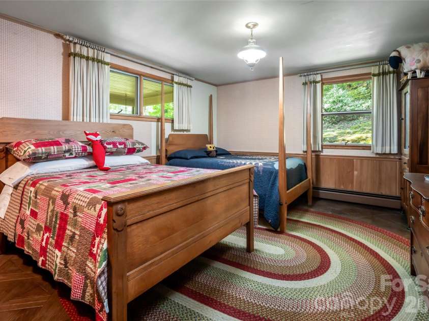 31 Mcclure Creek Road, Canton, NC 28716.  MLS# CAR4408133, YatesRealty ID 45461. 
