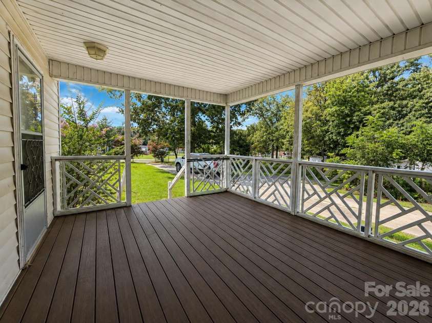 3527 Gastonia Highway, Lincolnton, NC 28092.  MLS# CAR4415338, YatesRealty ID 45463. 