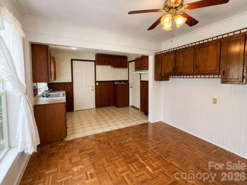 3527 Gastonia Highway, Lincolnton, NC 28092.  MLS# CAR4415338, YatesRealty ID 45463. 
