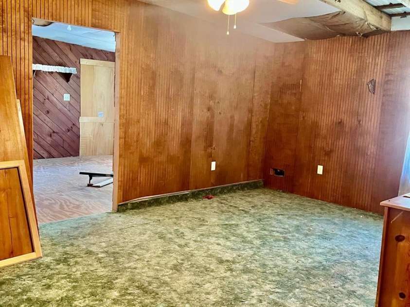 3527 Gastonia Highway, Lincolnton, NC 28092.  MLS# CAR4426031, YatesRealty ID 45463. 
