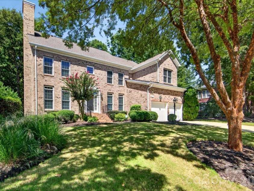 16725 Hammock Creek Place, Charlotte, NC 28278.  MLS# CAR4415138, YatesRealty ID 45465. Front View