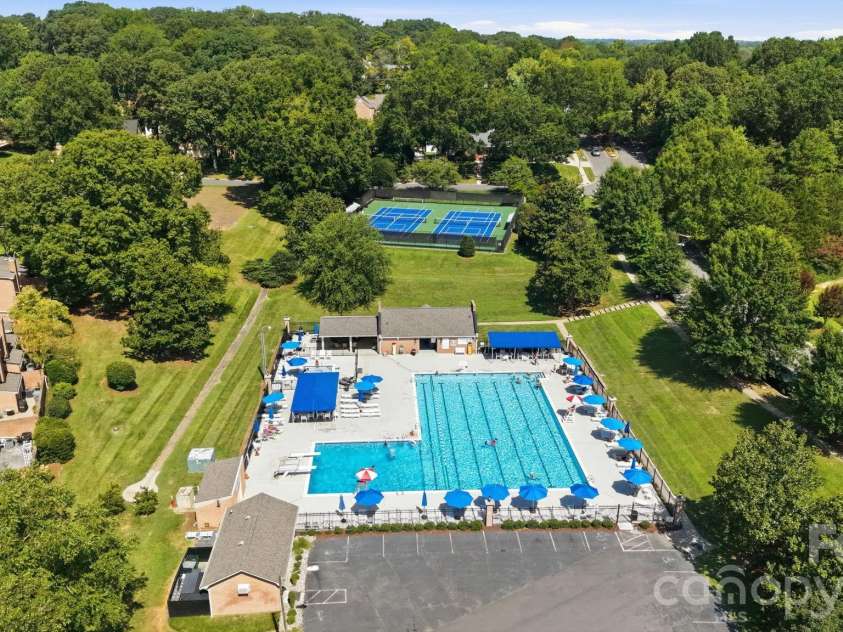 6606 Bunker Hill Circle, Charlotte, NC 28210.  MLS# CAR4415323, YatesRealty ID 45466. 