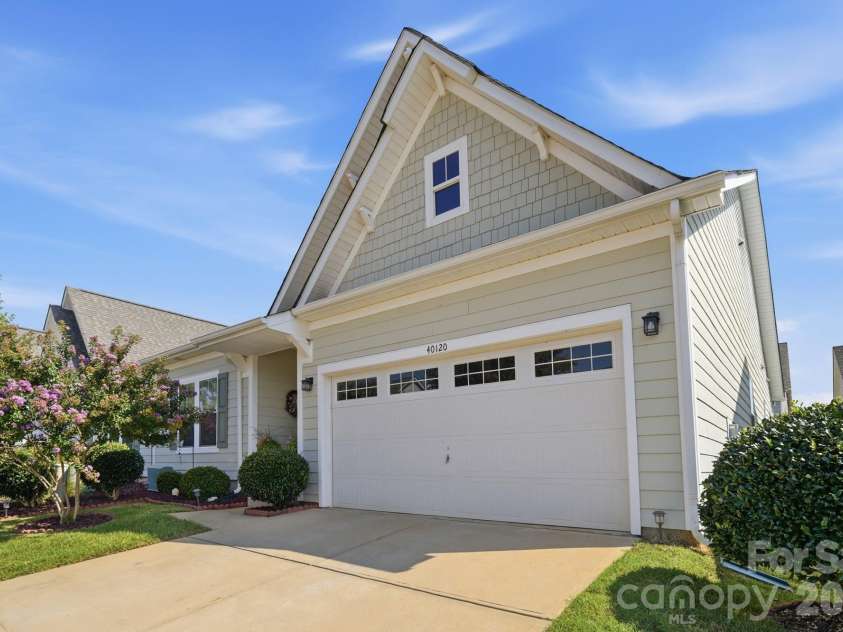 40120 Crooked Stick Drive, Lancaster, SC 29720.  MLS# CAR4415440, YatesRealty ID 45467. 