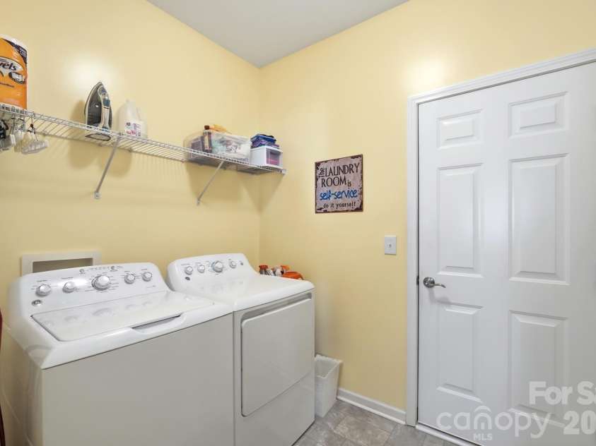 40120 Crooked Stick Drive, Lancaster, SC 29720.  MLS# CAR4415440, YatesRealty ID 45467. 