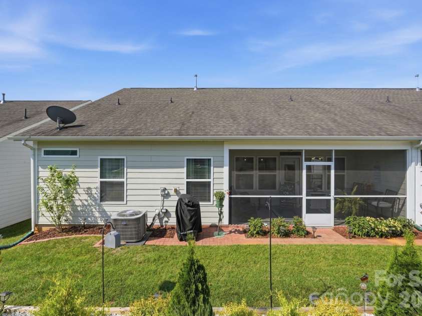 40120 Crooked Stick Drive, Lancaster, SC 29720.  MLS# CAR4415440, YatesRealty ID 45467. 
