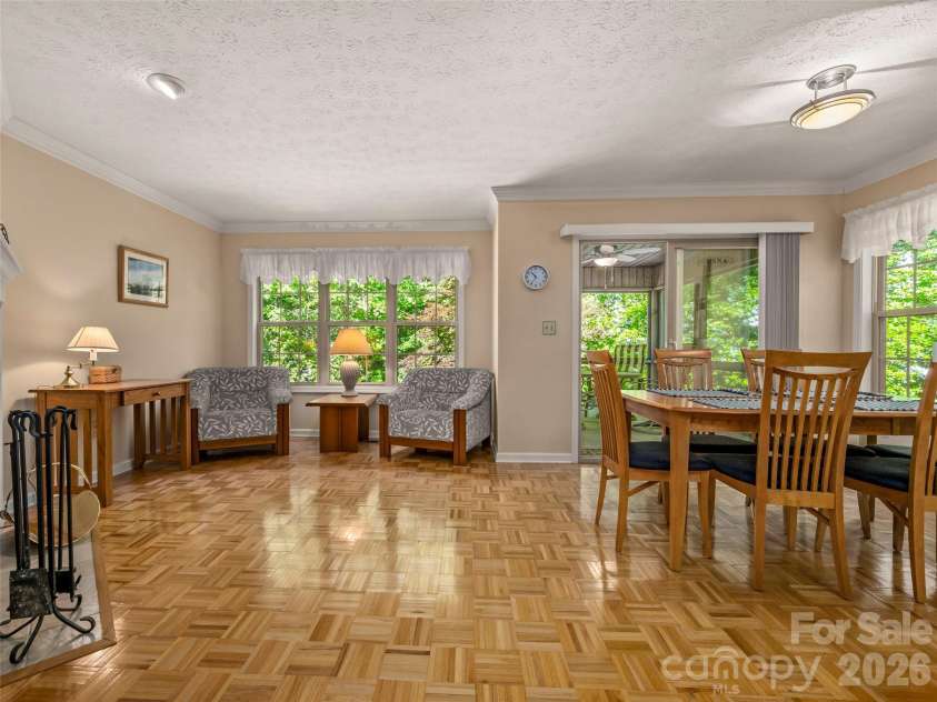 23 Tall Pines Road, Hendersonville, NC 28739.  MLS# CAR4415486, YatesRealty ID 45468. 