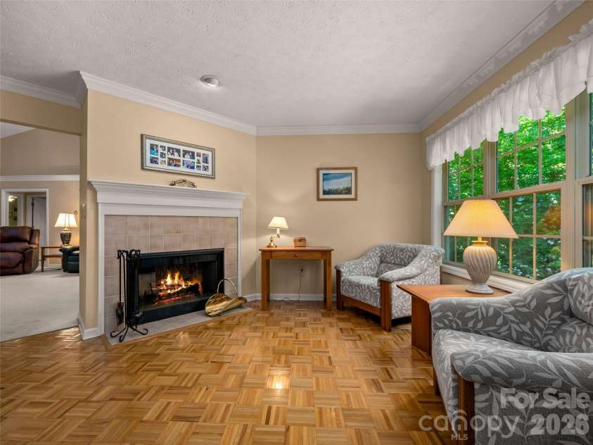 23 Tall Pines Road, Hendersonville, NC 28739.  MLS# CAR4415486, YatesRealty ID 45468. 