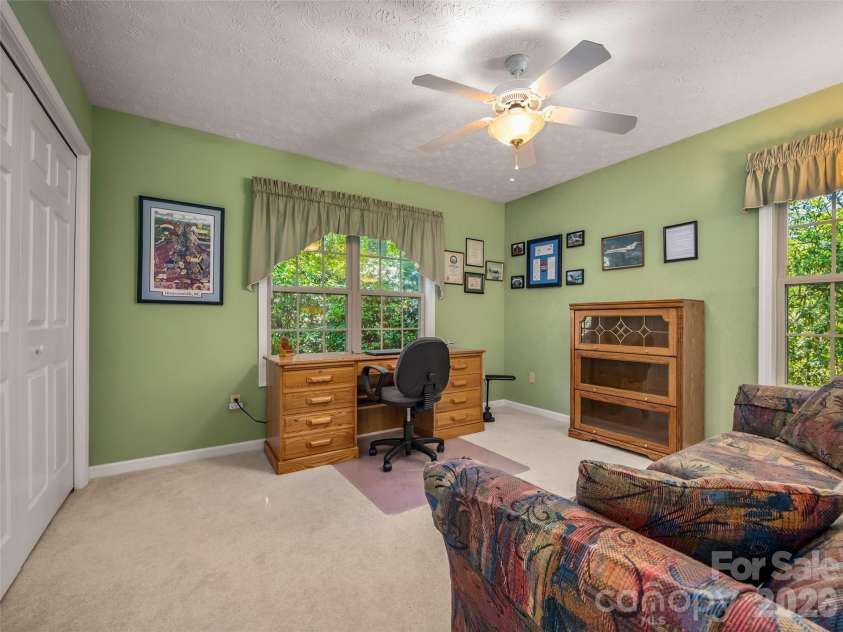 23 Tall Pines Road, Hendersonville, NC 28739.  MLS# CAR4415486, YatesRealty ID 45468. 