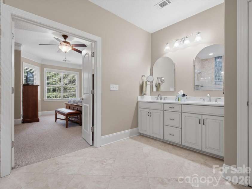 1023 Madras Court, Davidson, NC 28036.  MLS# CAR4415353, YatesRealty ID 45469. Primary Bath